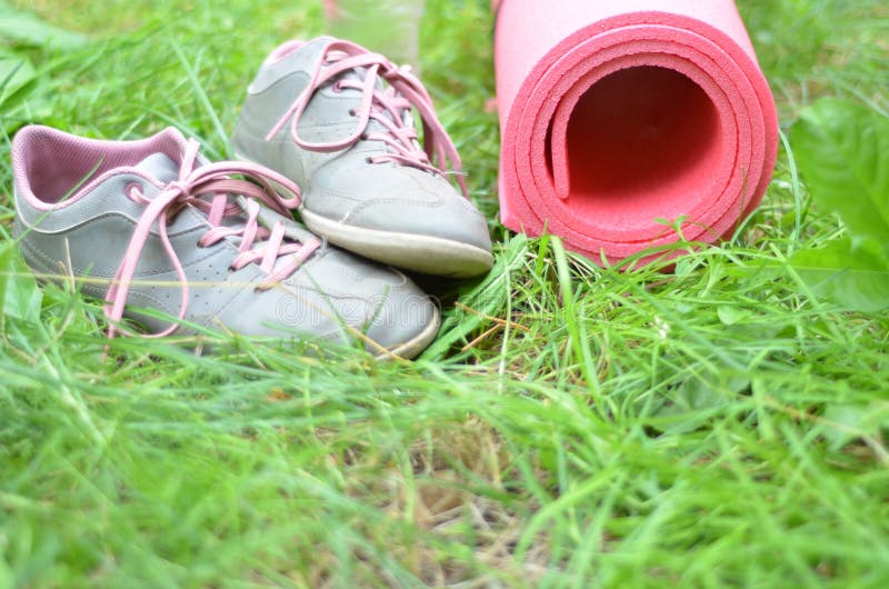 Falco Yoga Balance Shoes - Gray